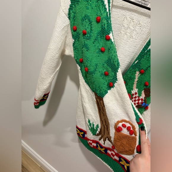 Vintage Women's Sweater with Tree and Apple Design - Picture 2 of 7